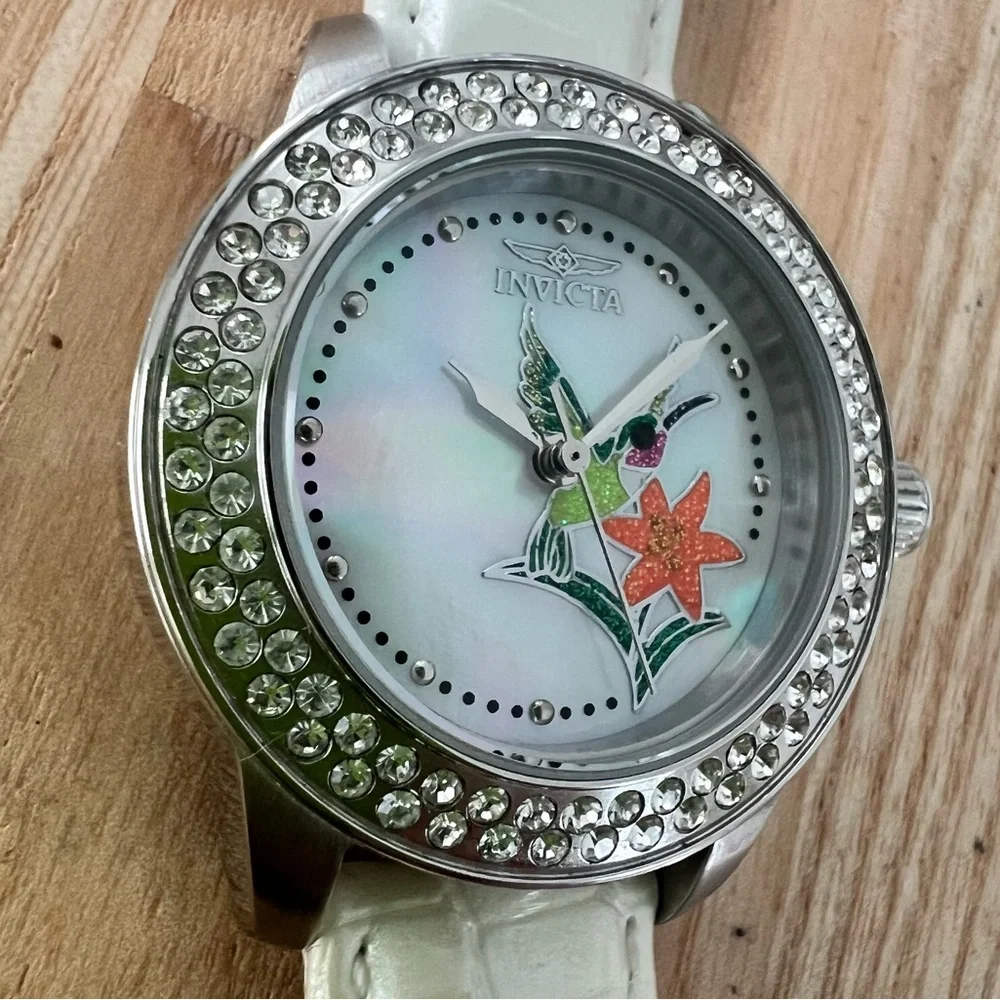 Invicta ladies hummingbird silver tone white leather watch NEW BATTERY